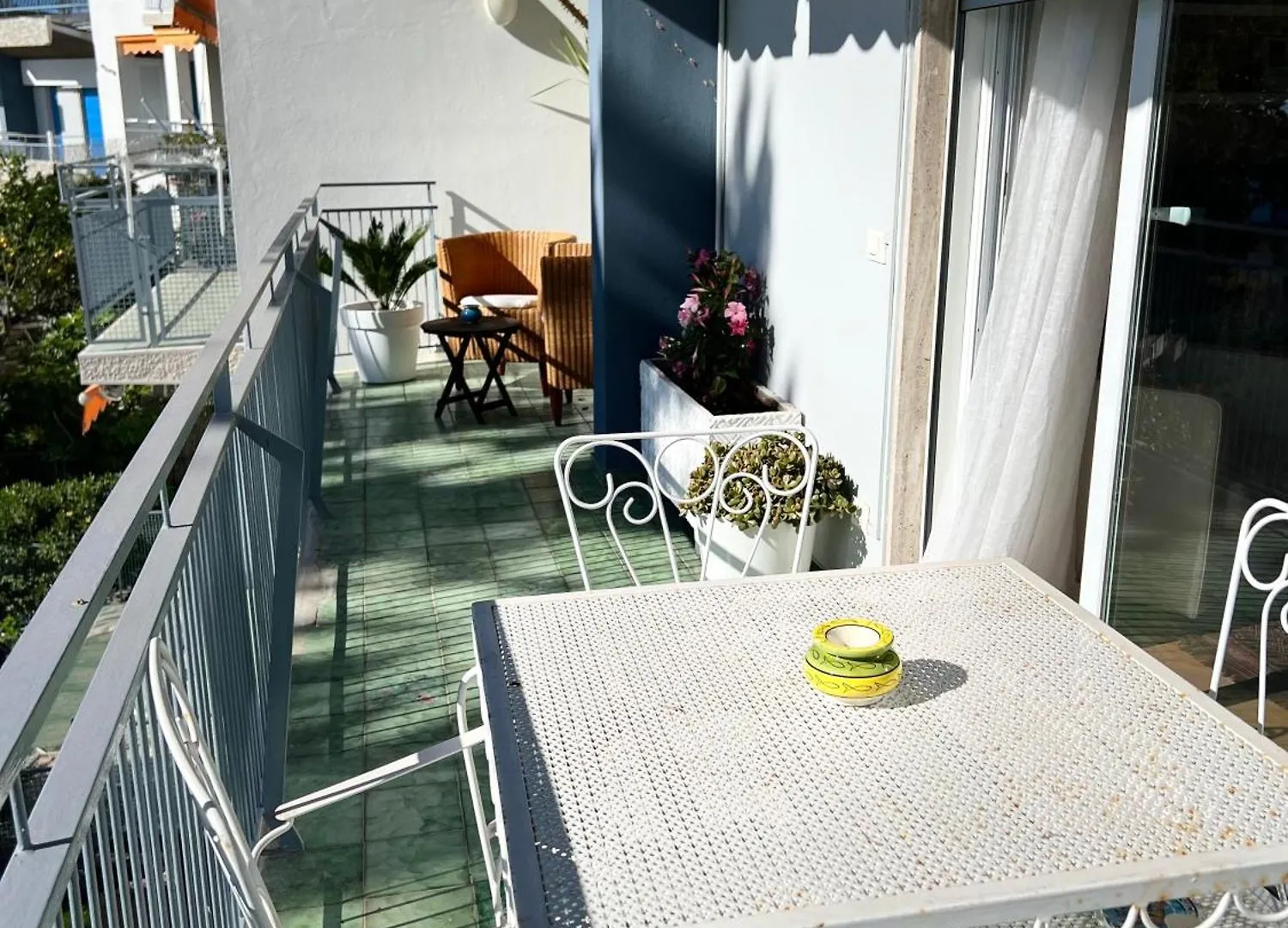 Mamariviera Home Holidays Sanremo - Casa Vista Mare Con Piscina 0*,