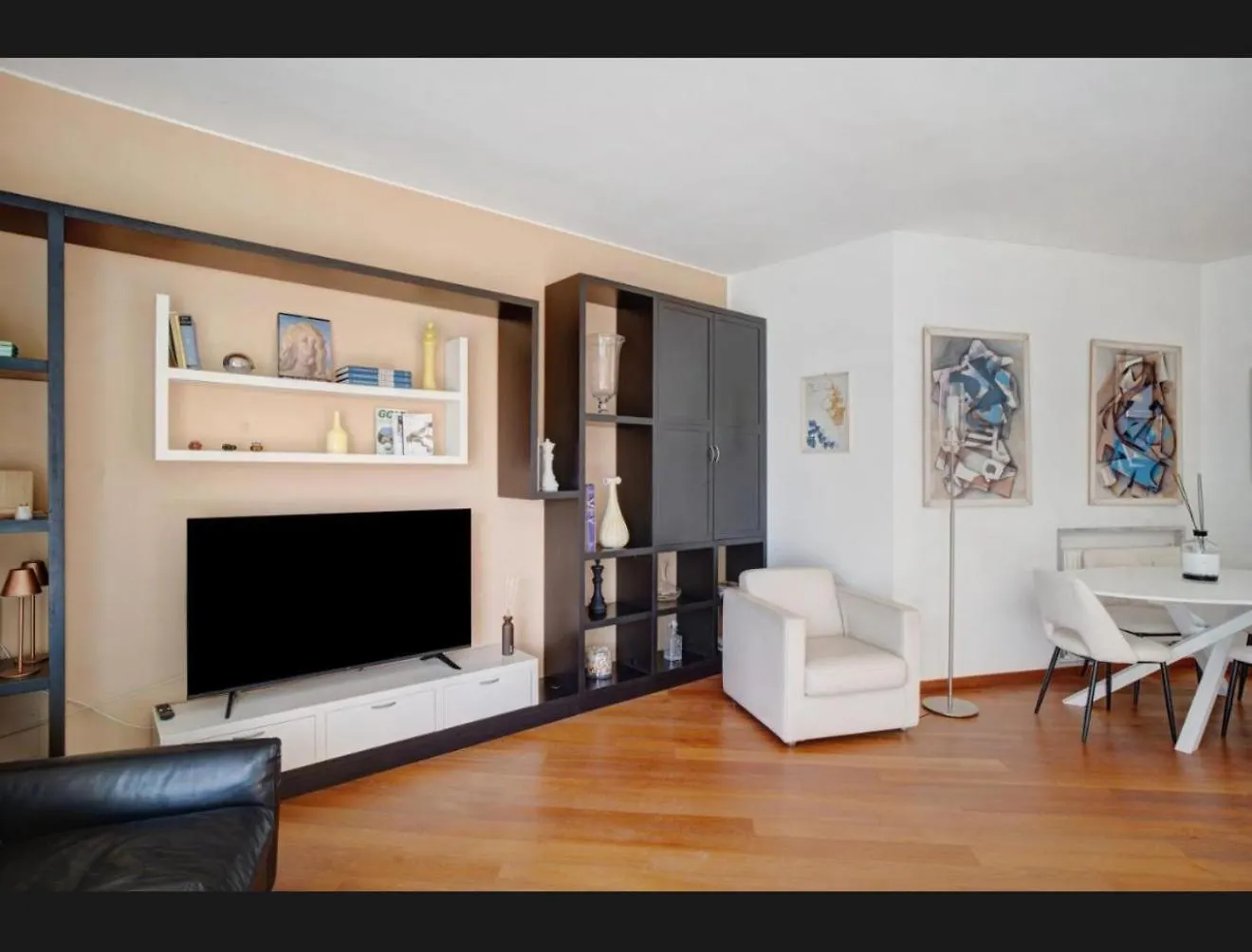شقة Mamariviera Home Holidays Sanremo - Casa Vista Mare Con Piscina إيطاليا