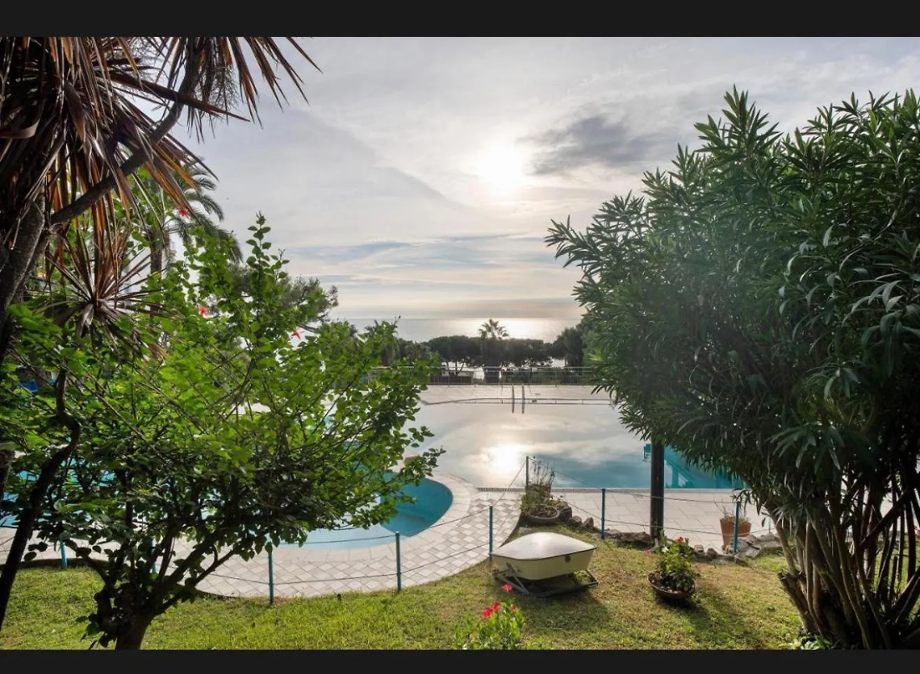 Mamariviera Home Holidays Sanremo - Casa Vista Mare Con Piscina شقة