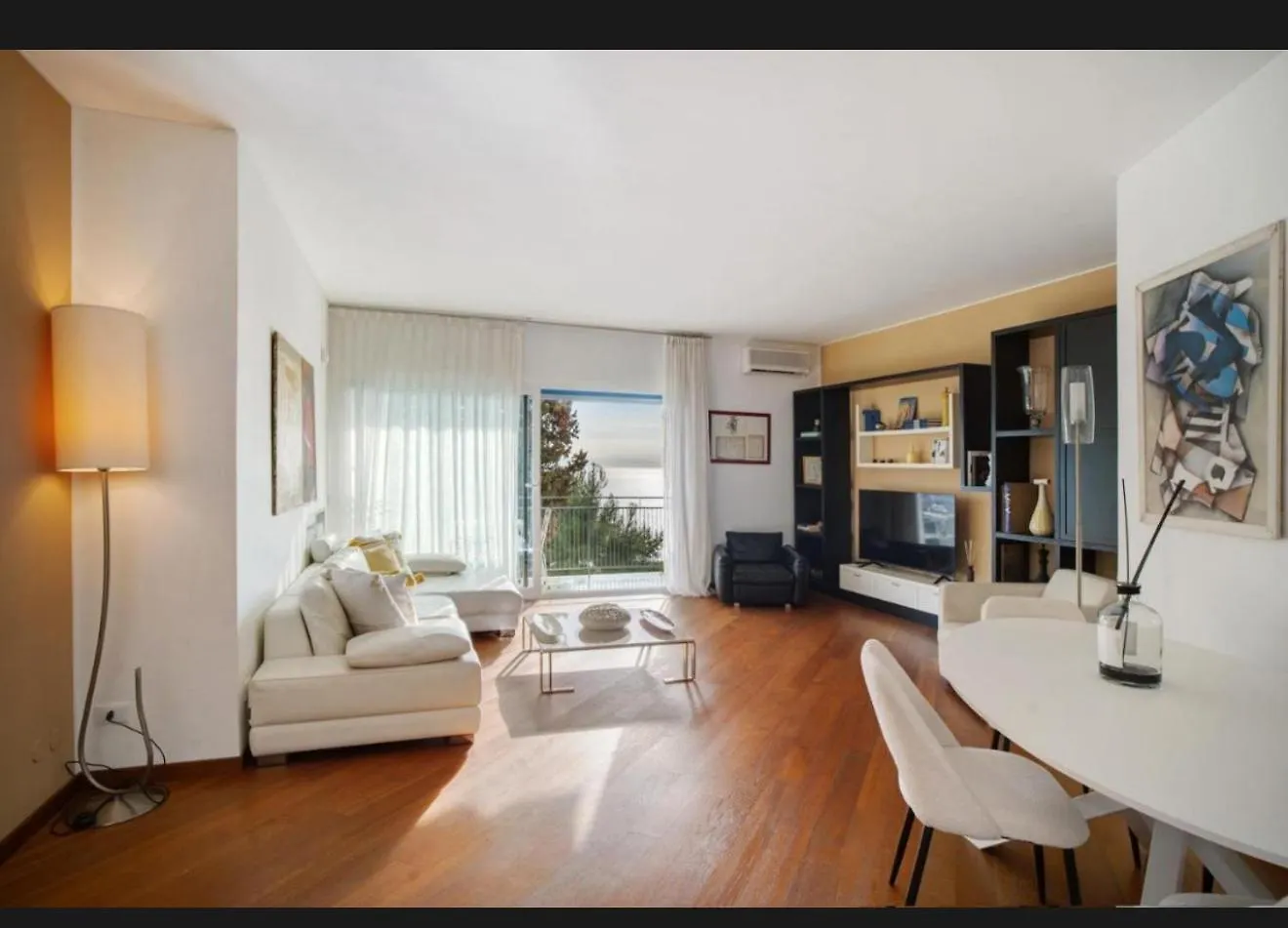 Mamariviera Home Holidays Sanremo - Casa Vista Mare Con Piscina