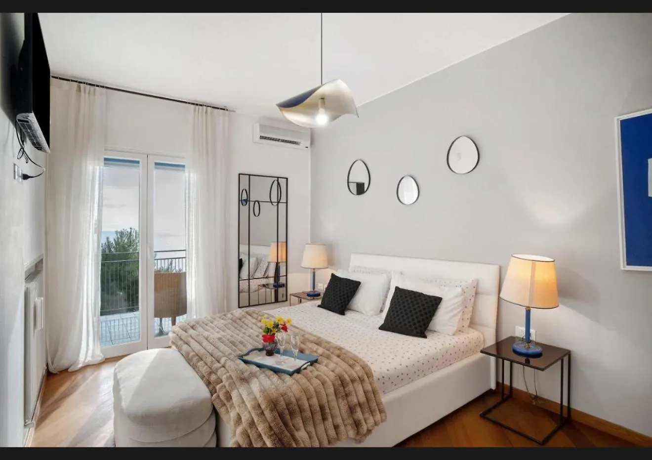 Mamariviera Home Holidays Sanremo - Casa Vista Mare Con Piscina